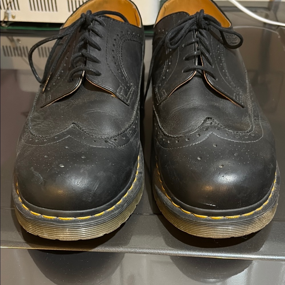 Classic Black Leather Dr. Marten’s Men's Brogues - sz 13 US/ 42 EU / UK 12 - Picture 2 of 12